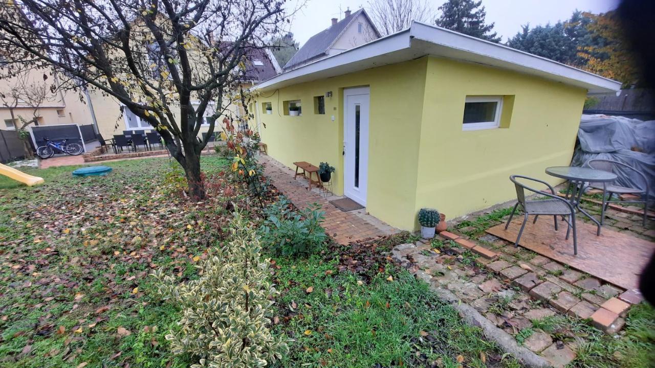 Hi-Bp Garden City Batsanyi Tiny House Near The City Train With Free Parking Budapest Kültér fotó